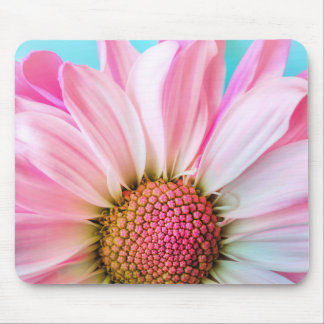 Elegant Pink Chic Daisy Mouse Pad