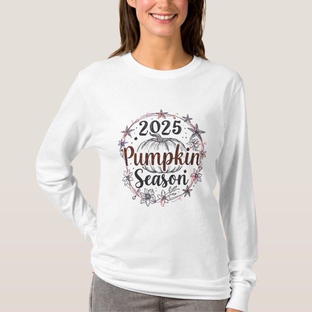 Elegant Pumpkin Season 2025 – Autumn Fall Design T-Shirt (Front)