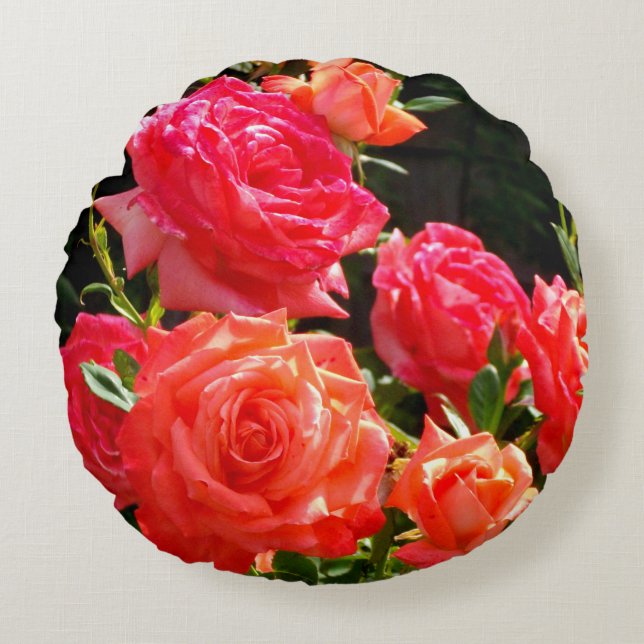 Elegant red orange coral roses rose garden round cushion (Front)