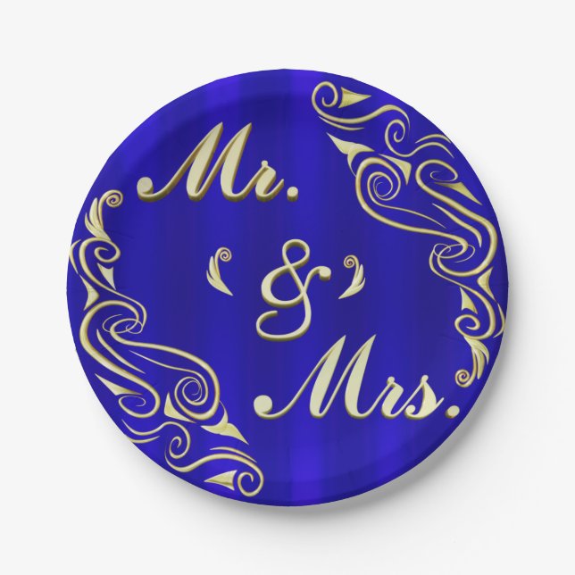 Elegant Regal Golden Typography MR & MRS Wedding Paper Plate (Front)