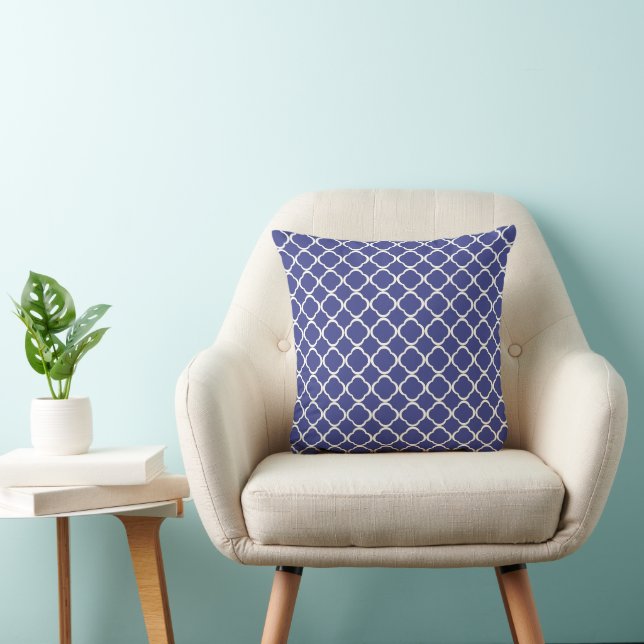 Elegant Royal Blue Moroccan Quatrefoil Pattern Cushion (Chair)