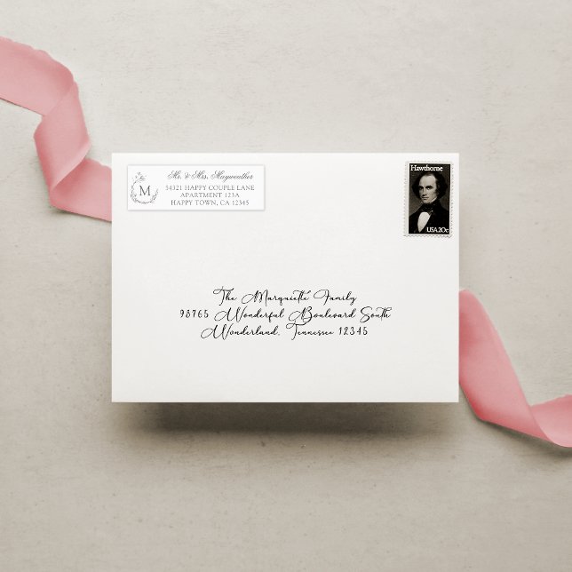 Elegant Silver Grey White Botanical Wreath (Creator Uploaded)