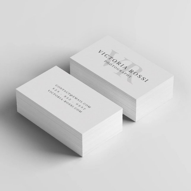 Elegant SImple Minimalist Style Basic Theme Business Card (Creator Uploaded)