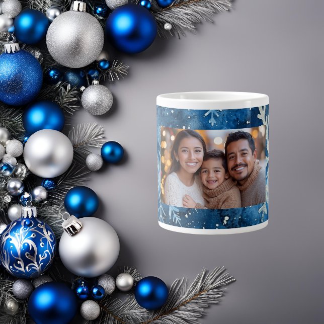 Elegant Snowflake Christmas Mug (Bring joy to every sip!)
