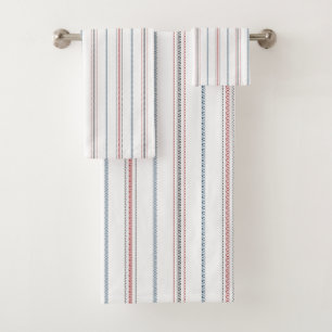 Elegant striped pattern. bath towel set
