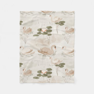 Elegant swan pattern fleece blanket