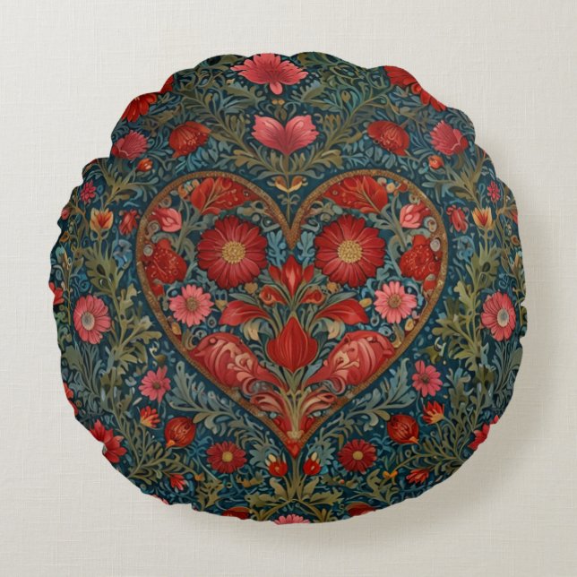 Elegant Victorian Valentines Day heart design Round Cushion (Front)