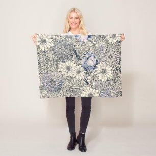 Elegant Vintage Abstract Floral Background    Fleece Blanket