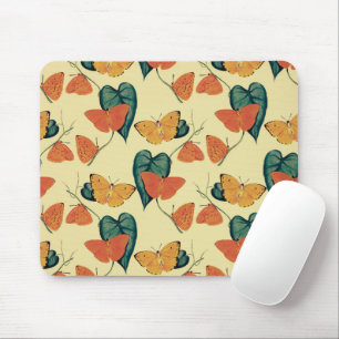 Elegant Vintage Butterflies and Leaves Pattern Mouse Pad