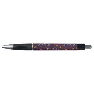 Elegant Watercolor Purple Floral Pattern