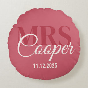 Elegant Wedding Couple Name Red Ivory Color  Round Cushion