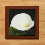 Elegant White Calla Lily Bloom Floral Gift Box<br><div class="desc">Store trinkets,  jewellery and other small keepsakes in this wooden gift box with ceramic tile that features the photo image of an elegant,  white Calla Lily bloom and green foliage. A lovely,  floral design! Select your gift box size and colour.</div>