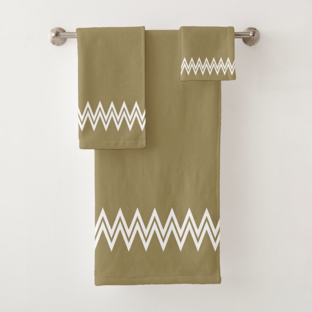 Elegant White Chevron Lines on Lucky Beige Bath Towel Set (Insitu)