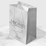 Elegant White Marble Personalised Groomsmen Medium Gift Bag<br><div class="desc">Classy Elegant White Marble Personalised Groomsmen Gifts
featuring personalised groomsman's name,  title and date in classic serif font style on white marble background.

Also perfect for Best Man,  Father of the Bride and more.</div>