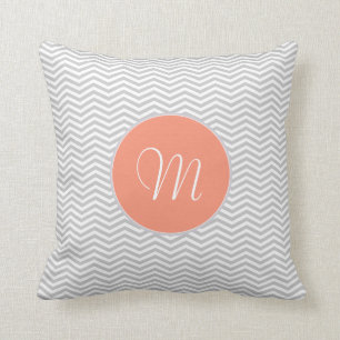 Elegant zigzag of chevrón and monograma cushion