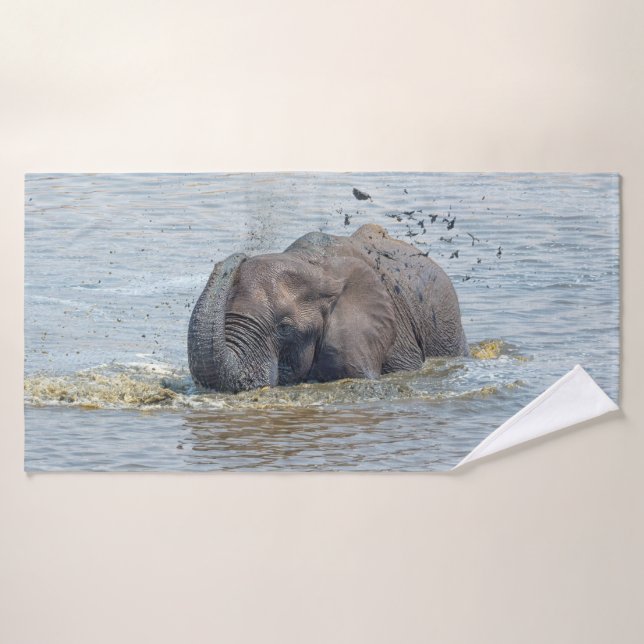 Elephant enjoying a bath towel set (Bath Towel)