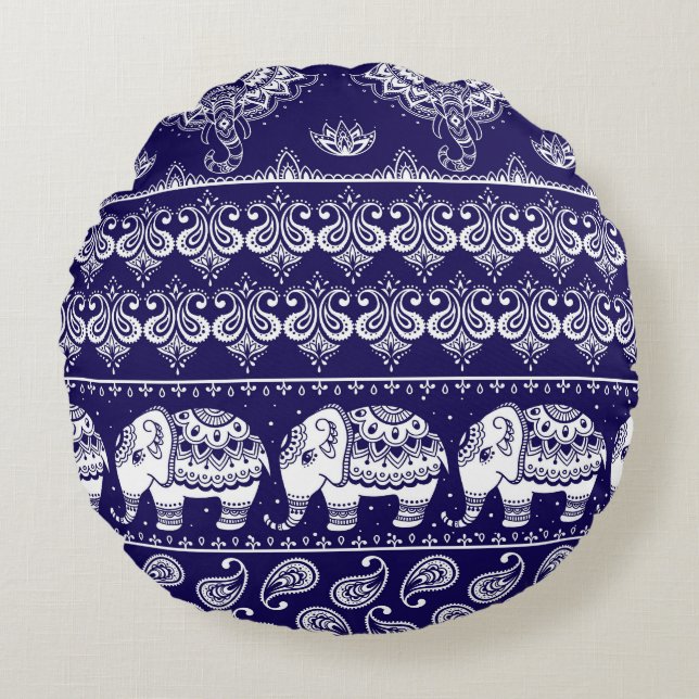 Elephant, paisley: tribal vintage pattern. round cushion (Front)