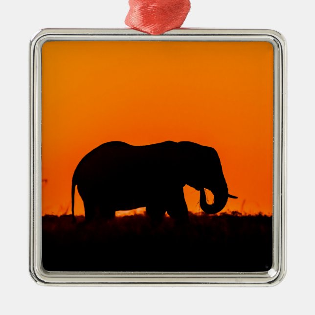 Elephant silhouette metal tree decoration (Front)