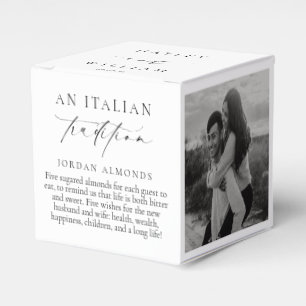 Ellesmere An Italian Tradition 5 Sugared Almonds Favour Box