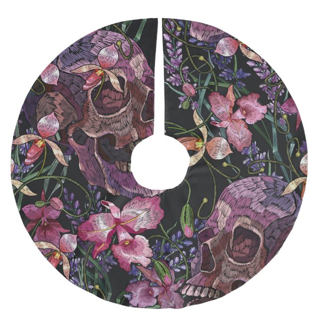 Embroidered Skull: Gothic Orchid Pattern Brushed Polyester Tree Skirt (Front)