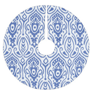 Embroidery ikat: ethnic seamless pattern. brushed polyester tree skirt