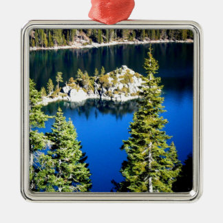 EMERALD BAY METAL TREE DECORATION