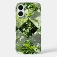 Emerald Elegance: Green Leaves in Diamond Cut,