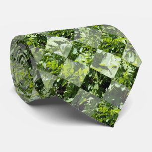 Emerald Elegance: Green Leaves in Diamond Cut, Tie