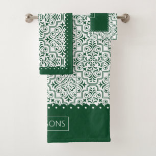 Emerald green damask pattern, scalloped borders bath towel set