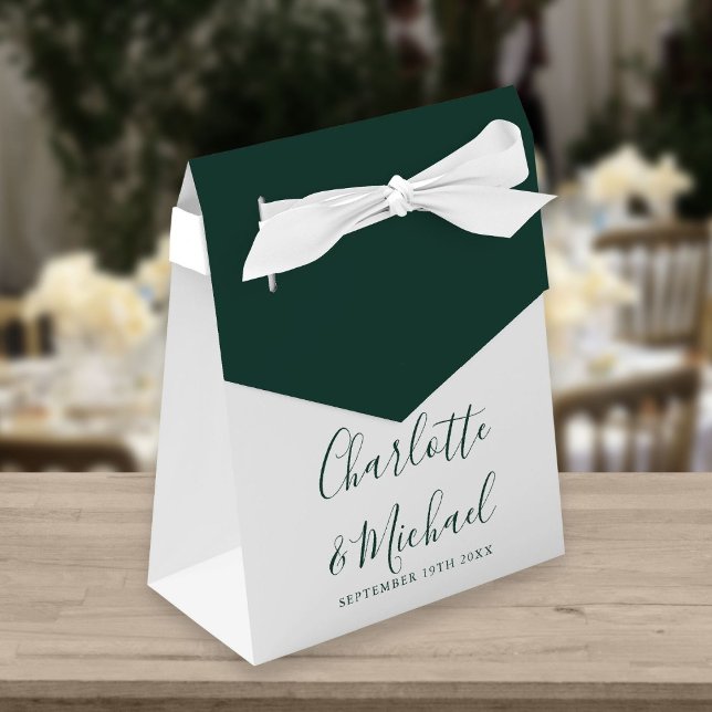 Emerald Green Script Elegant Modern Wedding Favour Box (Creator Uploaded)