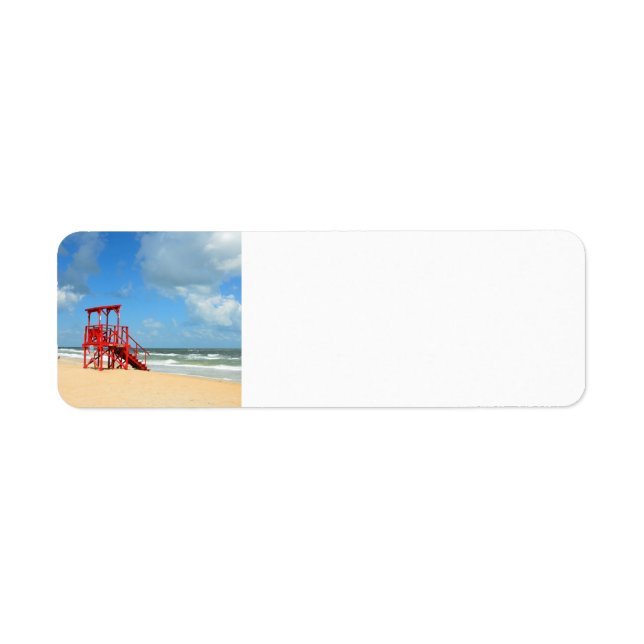 empty lifeguard station (Front)