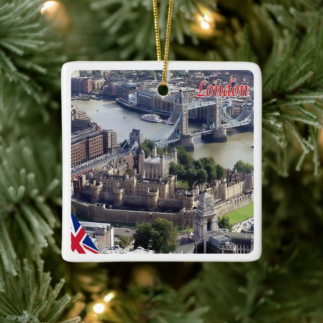 ENG064 LONDON Panorama, England, Ceramic Ornament (Tree)