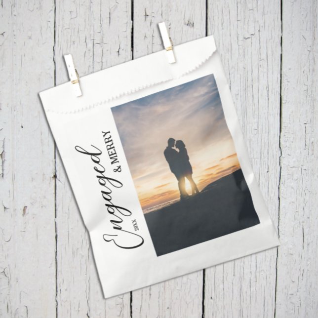 Engaged & Merry Couple Photo Favour Bags (Creator Uploaded)