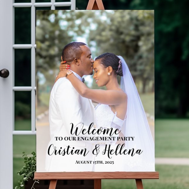 Engagement party welcome sign with photo (Creator Uploaded)
