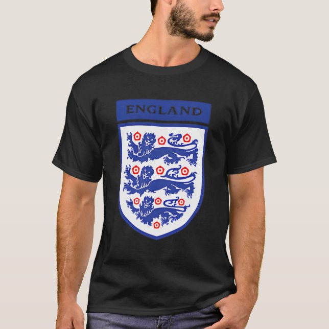 England Football Team Three Heraldic Lions Sheild T-Shirt (Front)