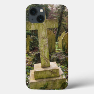 England, London, Highgate Cemetery, gravesite iPhone 13 Case