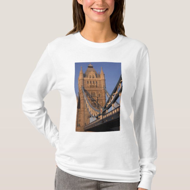England, London, The Tower Bridge T-Shirt (Front)