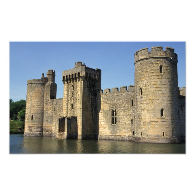 England, Sussex, Bodiam Castle. Photo Print (Front)