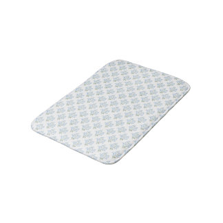 English Country Model with Vergismal non-flowers Bath Mat
