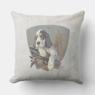 English Setter puppy with a classic shotgun Cushion