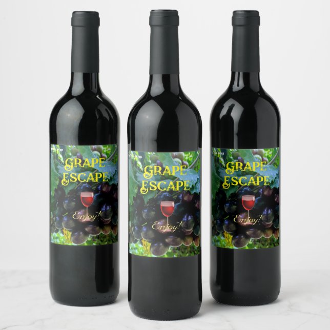 Enticing Natural Wine Grapes Label (Bottles)
