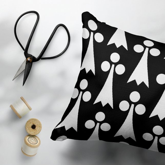Ermine Pattern, Mediaeval Pattern, White on Black Decorative Cushion (Creator Uploaded)