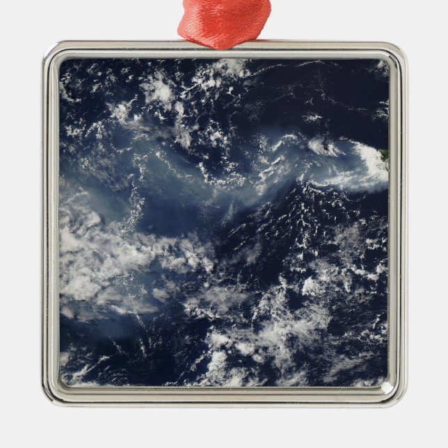 Eruption of Piton de la Fournaise, Reunion Isla Metal Tree Decoration (Front)