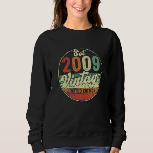 Est 2009 Vintage 13th Birthday 13 Year Old Limited Sweatshirt