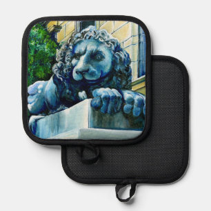 Esteemed Feline Pot Holder