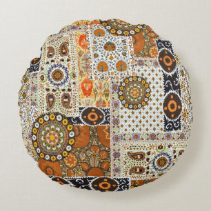 Ethnic Digital Abstract: Seamless Pattern Round Cushion