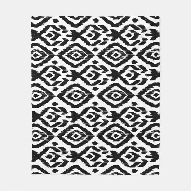 Ethnic hand-drawn, wrapping print pattern. fleece blanket (Front)