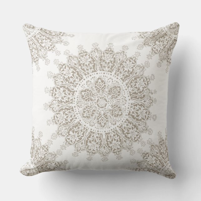 Ethnic Mandala chic OrientaI Indian Boho Pattern Cushion (Front)