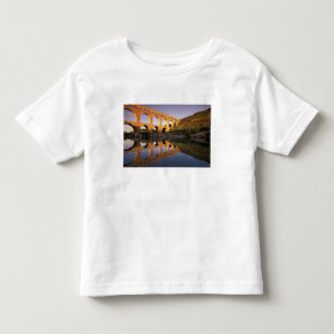 EU, France, Provence, Gard, Pont du Gard. 2 Toddler T-Shirt