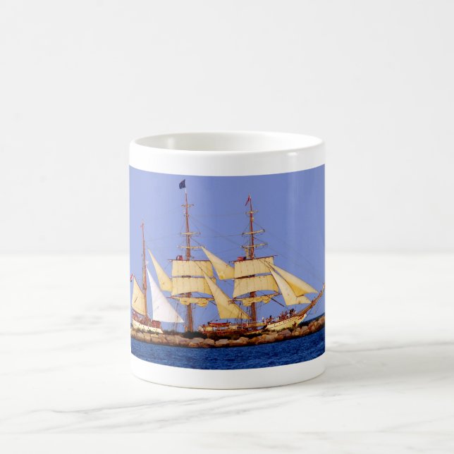 Europa ship coffee mug (Center)